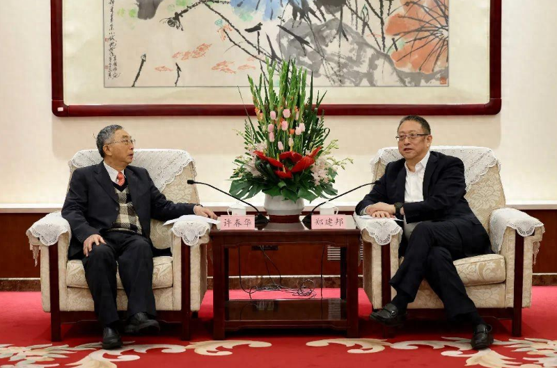 全國人大常委會副委員長、民革中央主席鄭建邦會見臺灣奇美集團(tuán)董事長許春華