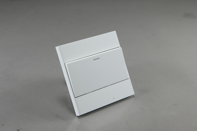 為安全賦能：詳解墻壁開關如何借中新華美阻燃PC材料筑牢防火墻