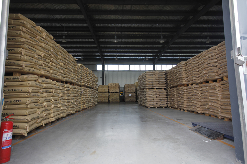 奇美TBBA系列防火級ABS D-1000、D-1200及D-1400之間的阻燃性能差異